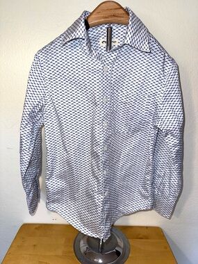 Appaman White Shirt with Navy Micro-Pattern. Size 6